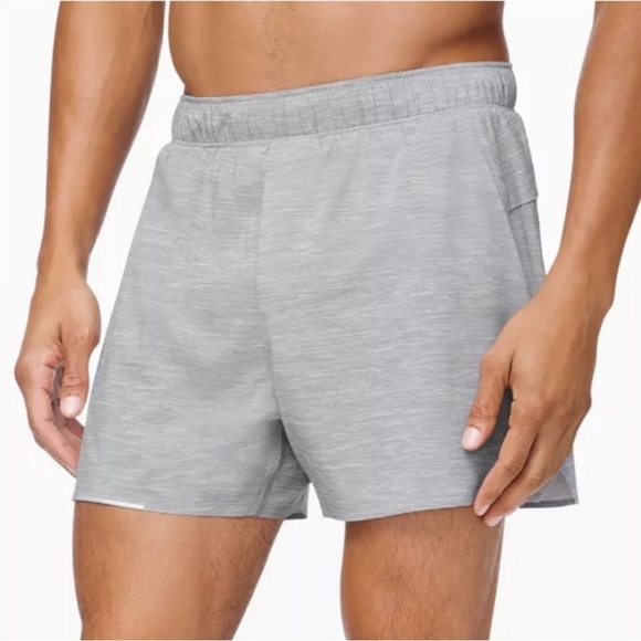Lululemon Men’s Surge Short 4" Fully Lined Size Large Heather Light Gray - Picture 1 of 15